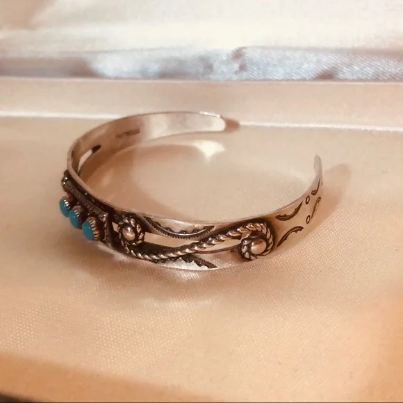 Native American Sterling Silver Turquoise Ornate Cuff Bracelet Antique Vintage